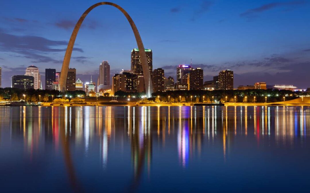 The skyline of St Louis at night